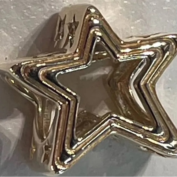 ISO - Picture 3 of 9